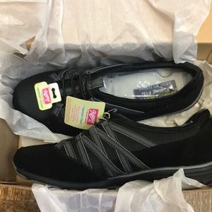 Skechers relaxed fit